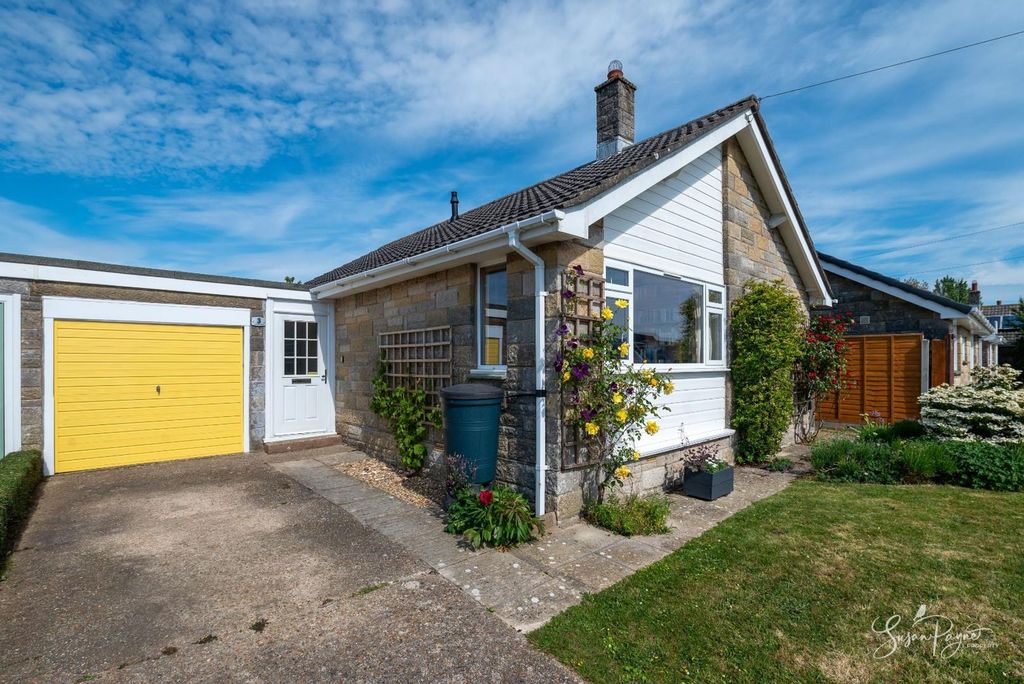 Property photo 3 of 29