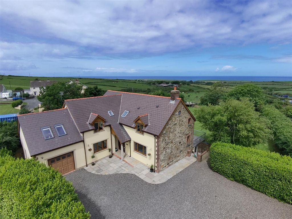 Property photo 1 of 39 2