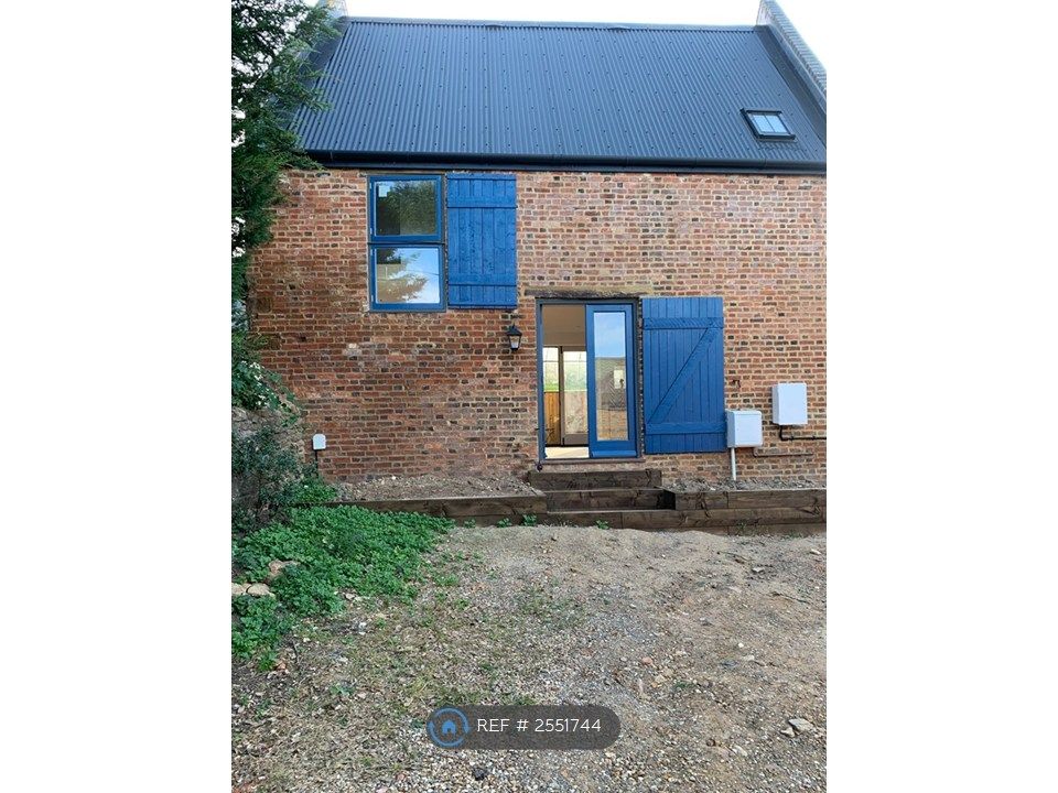 Property photo 3 of 35