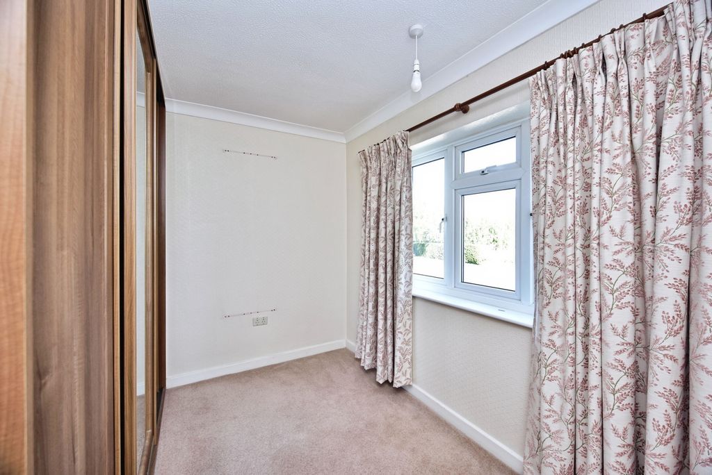 Property photo 3 of 17 Photo