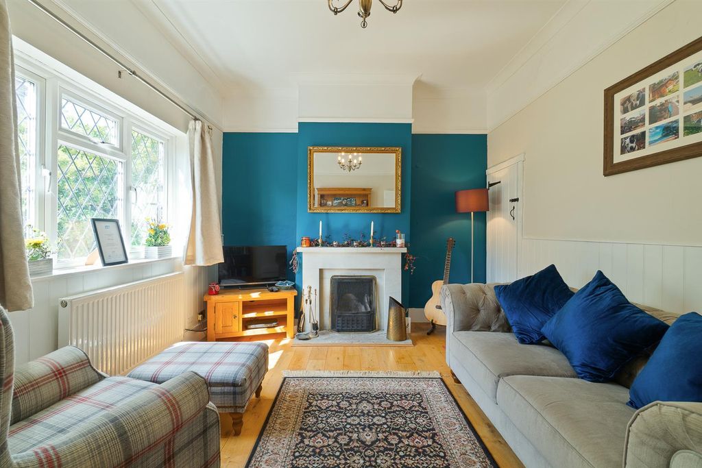 Property photo 2 of 16 Dsc09032-Edit-2.Jpg