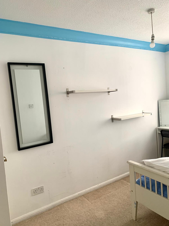 Property photo 2 of 5