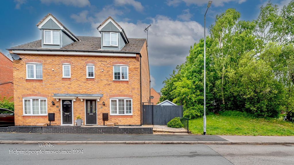 Property photo 1 of 31 Webbs-4.Jpg