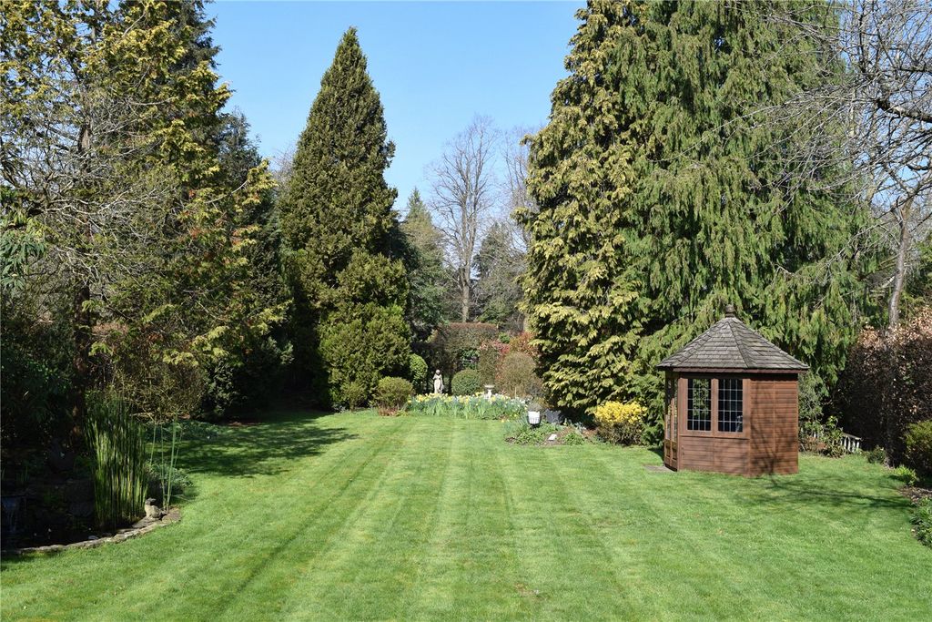 Property photo 2 of 16 Rear Garden