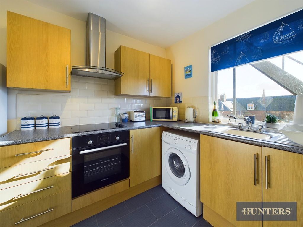 Property photo 2 of 12 Kitchen