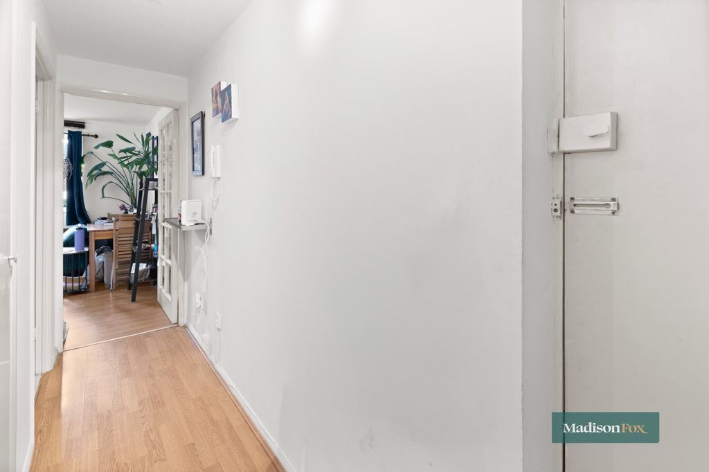 Property photo 2 of 15 Picture No. 04