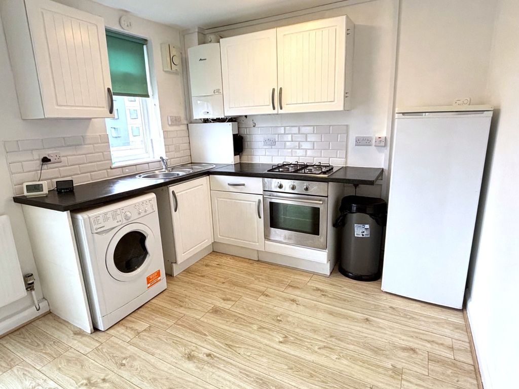Additional image 4 of 1 bed flat to rentMoat House, Rhodaus Close, Canterbury, Kent CT1