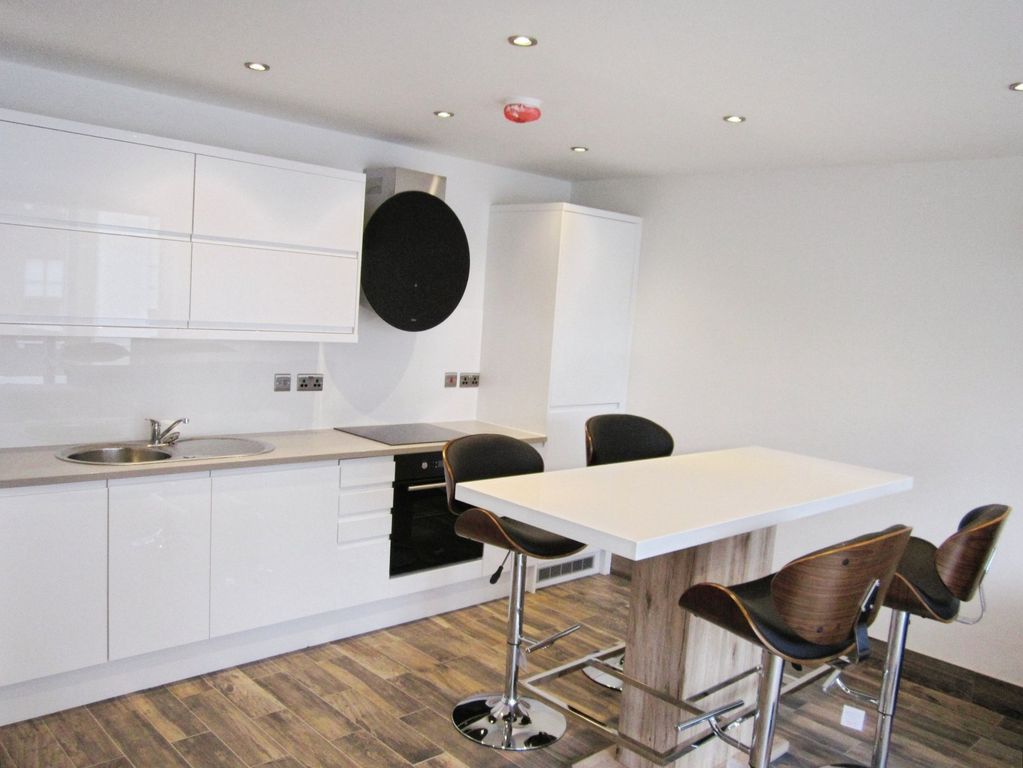 Property photo 3 of 6 Picture No. 13