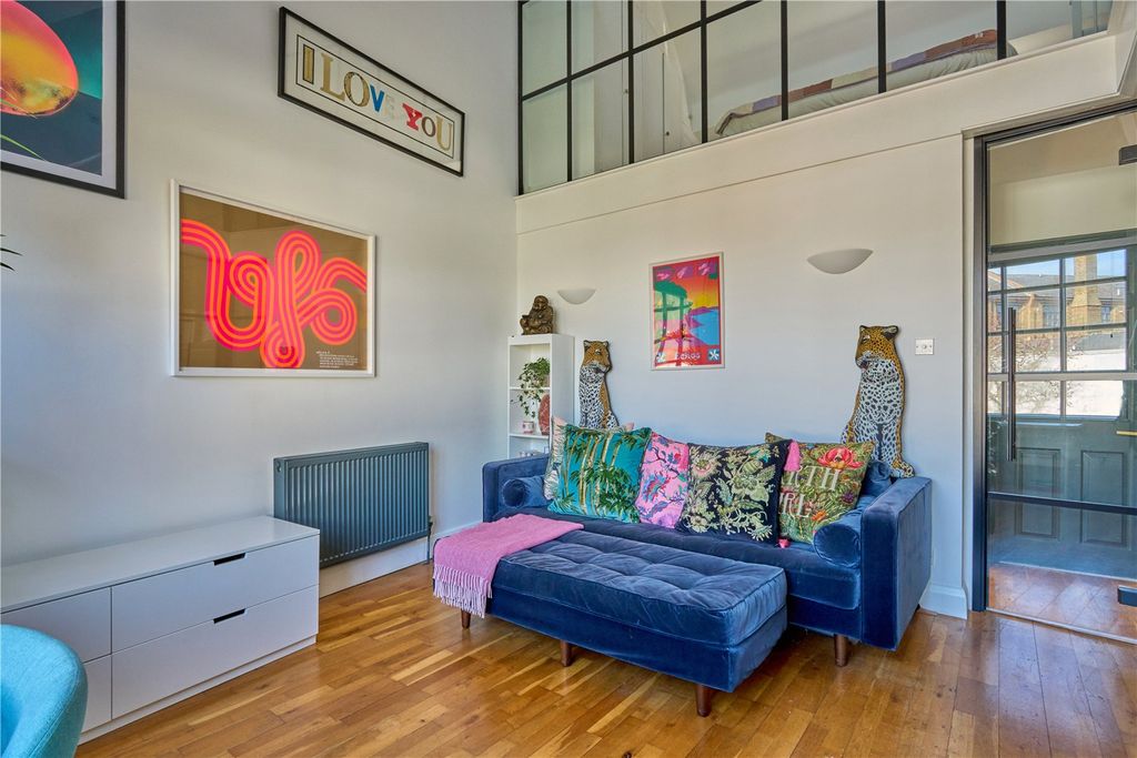 Property photo 2 of 20 Picture No. 39