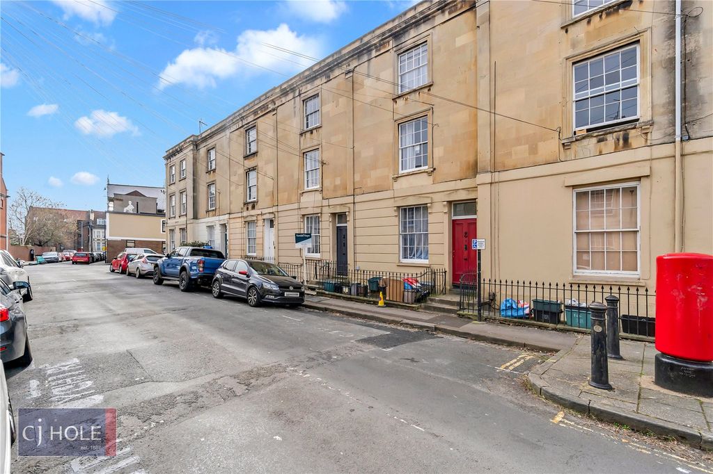 Property photo 1 of 9 Picture No. 07