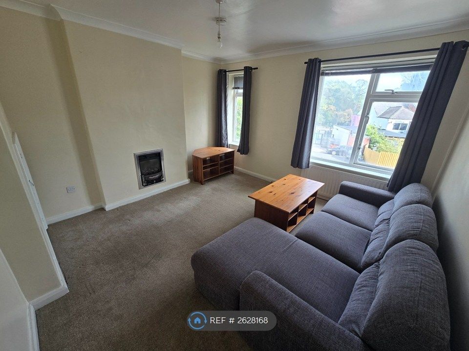 Property photo 2 of 9