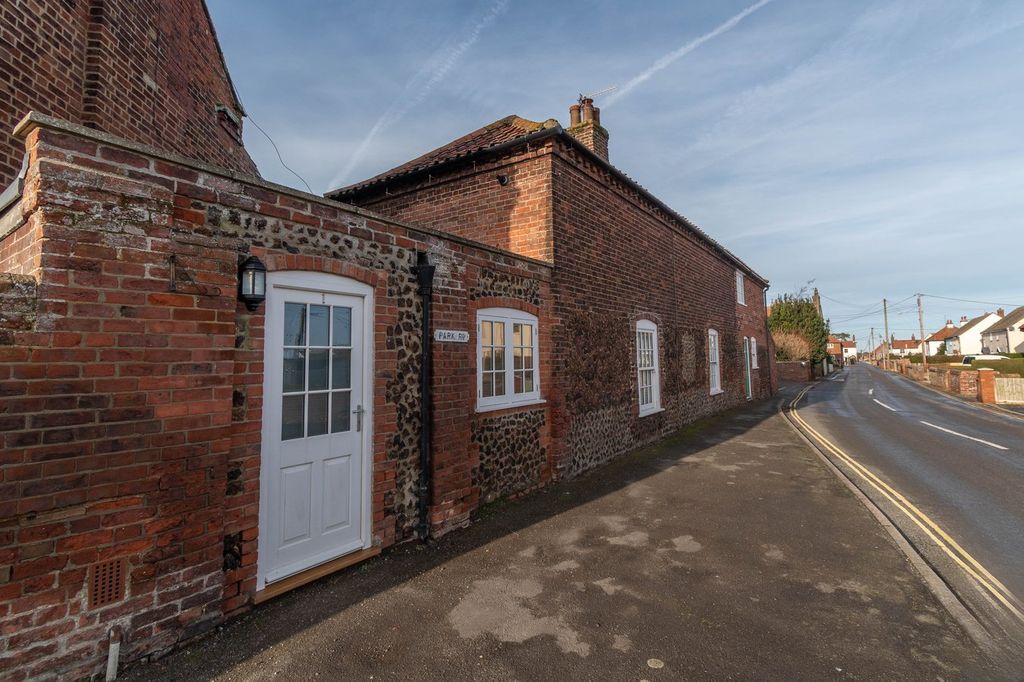 Property photo 2 of 12