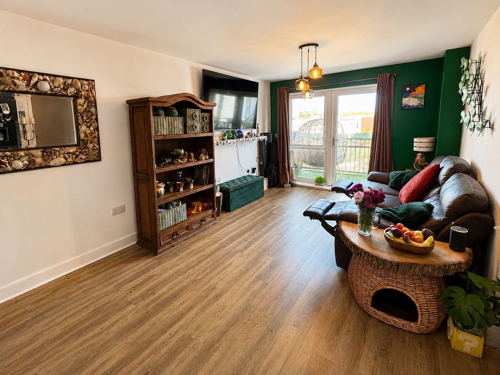 Property photo 2 of 11