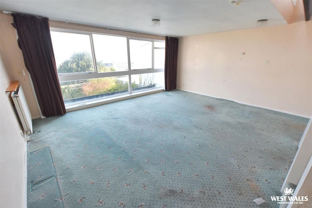 Property photo 2 of 16 10 (26).Jpg