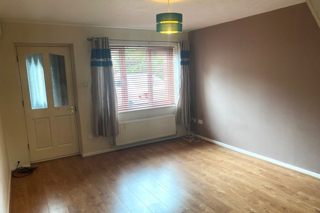 Property photo 3 of 10 3.Jpg