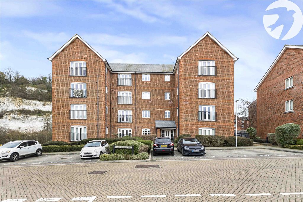 Property photo 2 of 16 Picture No. 20