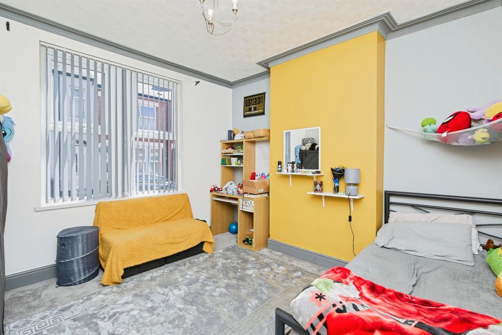 Property photo 2 of 14