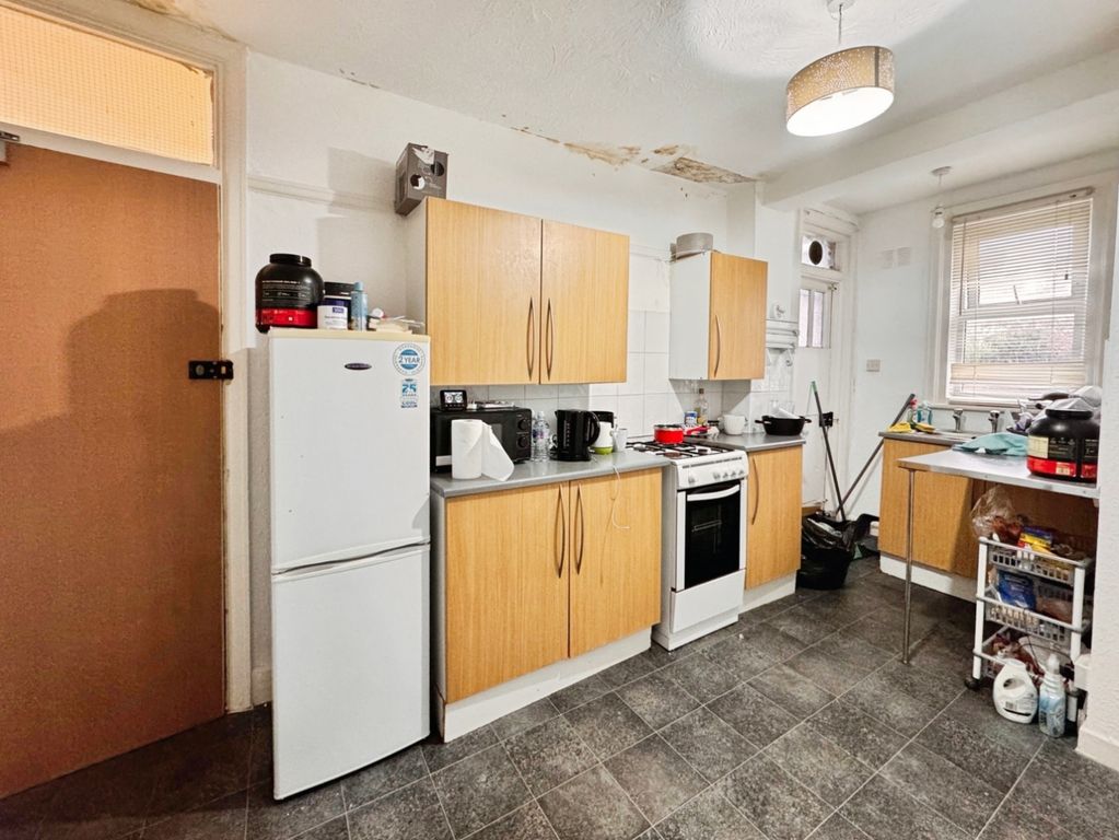 Property photo 2 of 4 Pbox-Img.Jpg