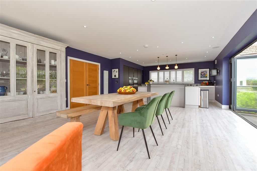 Property photo 1 of 27 Kitchen/ Dining Room