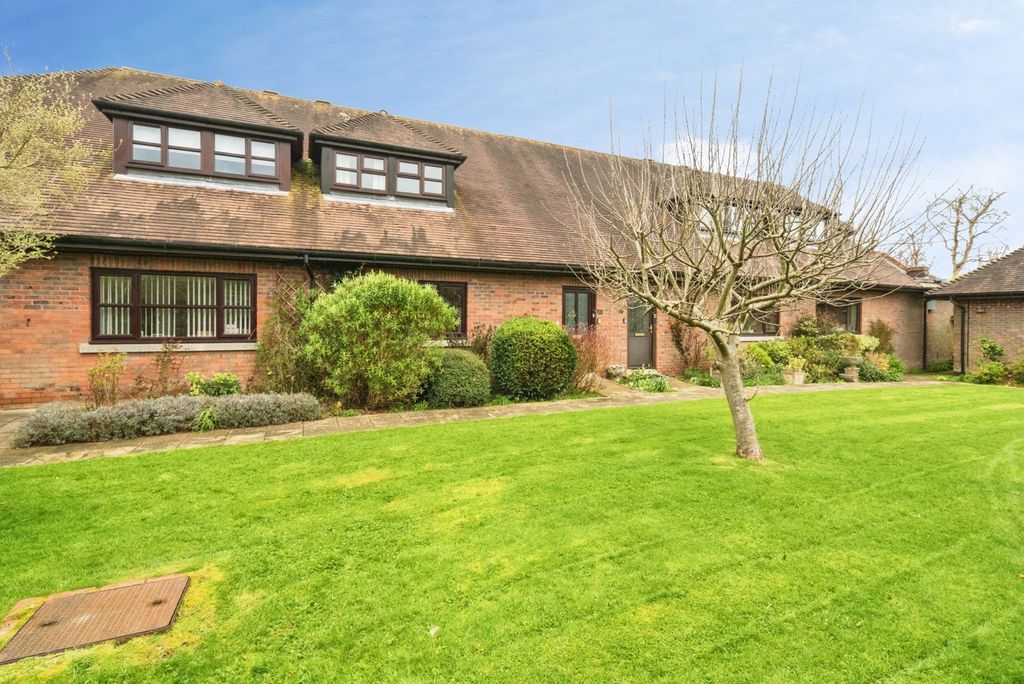 Property photo 2 of 20 Pbox-Img.Jpg