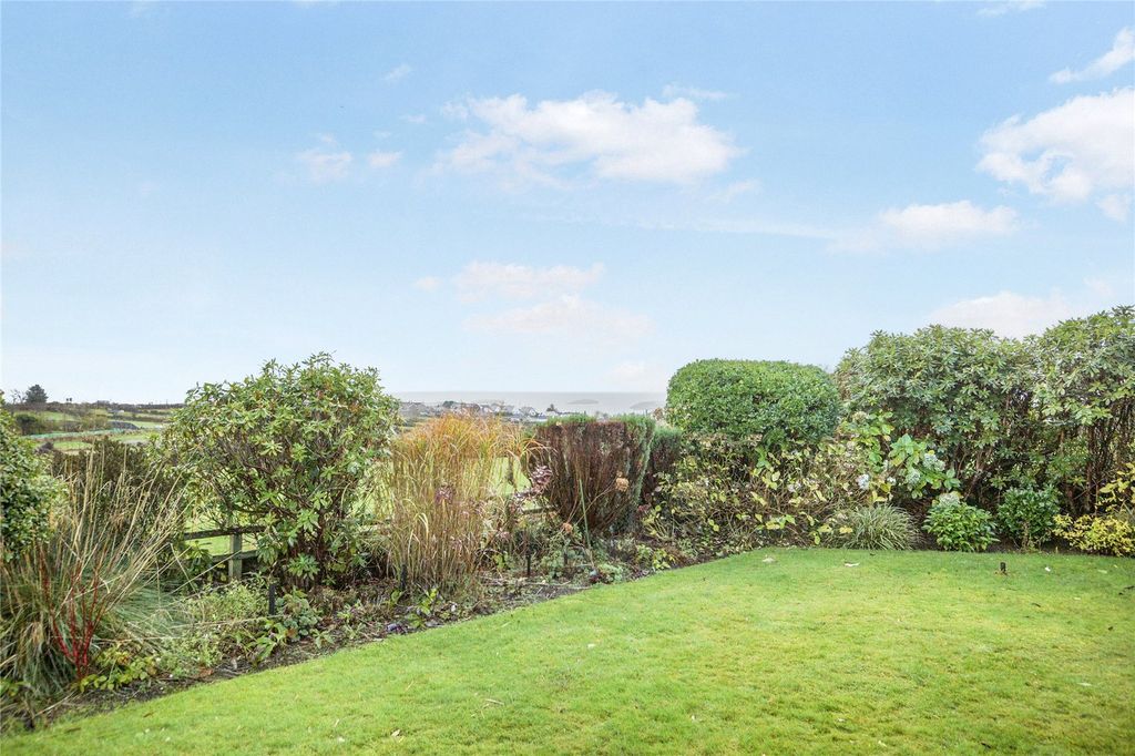 Property photo 2 of 26 Picture No. 64