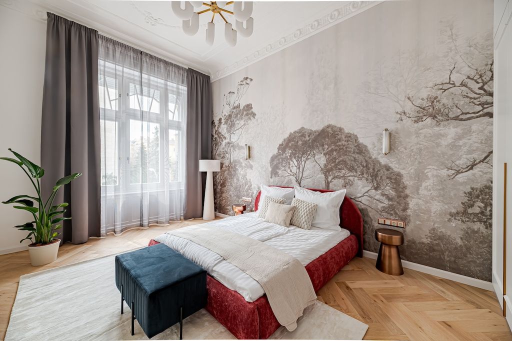 Property photo 3 of 28