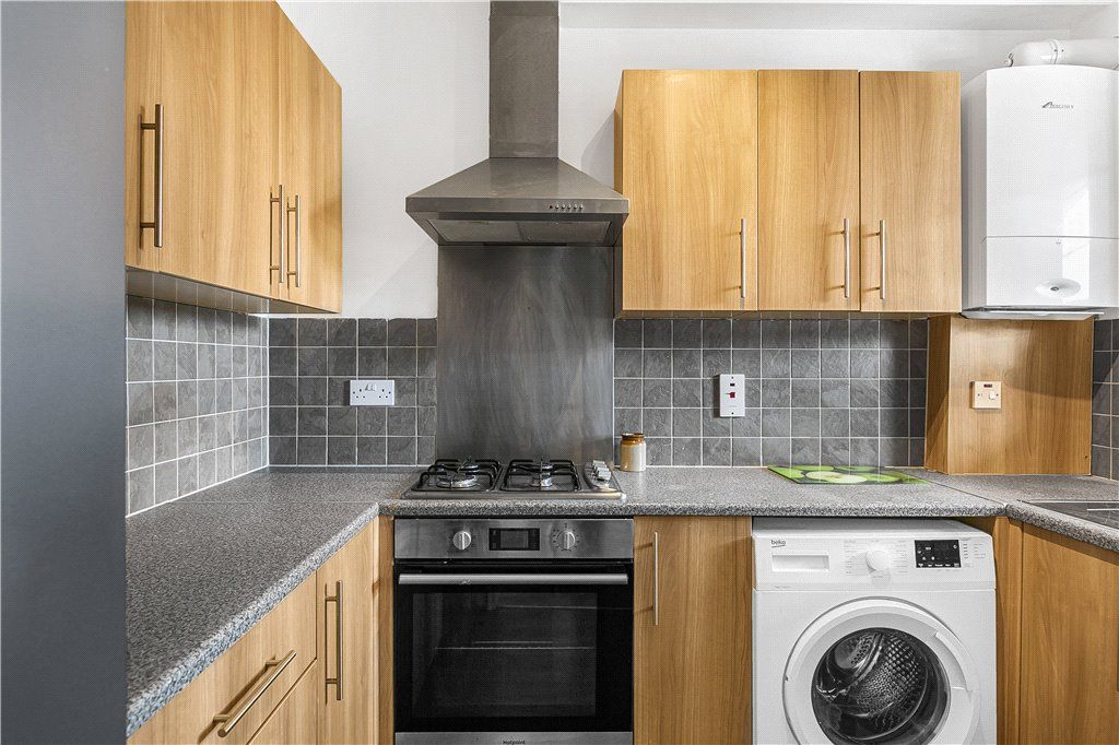Property photo 2 of 8 Kitchen