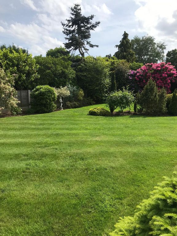 Property photo 1 of 1