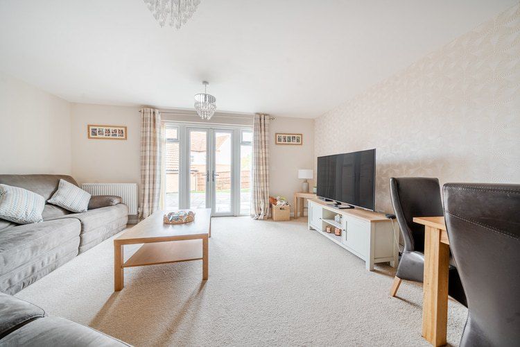 Property photo 2 of 16