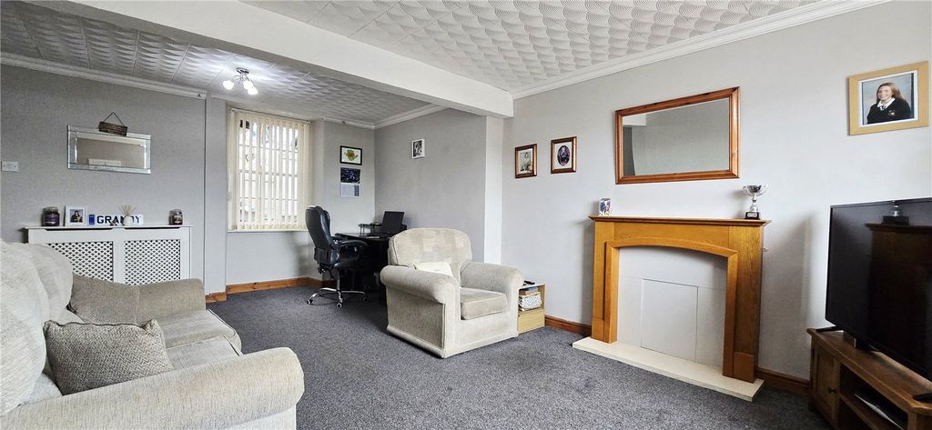 Property photo 3 of 15 Picture No. 38