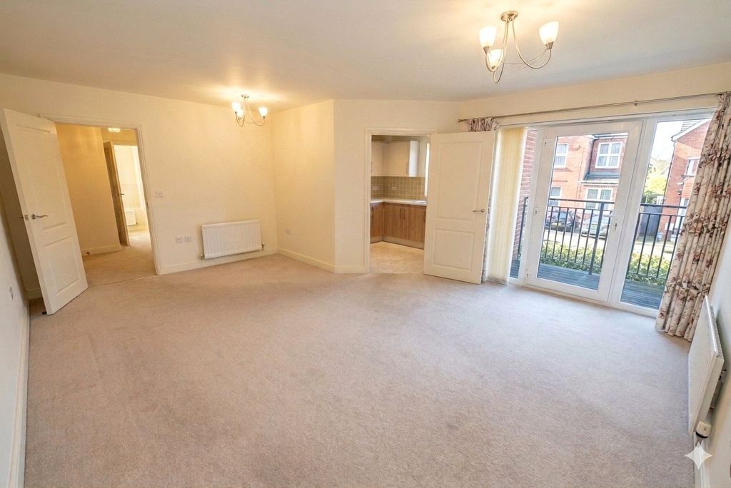 Property photo 3 of 12 Picture No. 27
