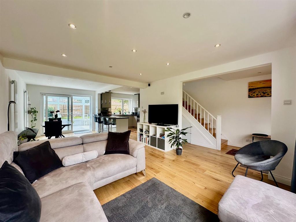 Property photo 3 of 30 Unnamed (18).Jpg