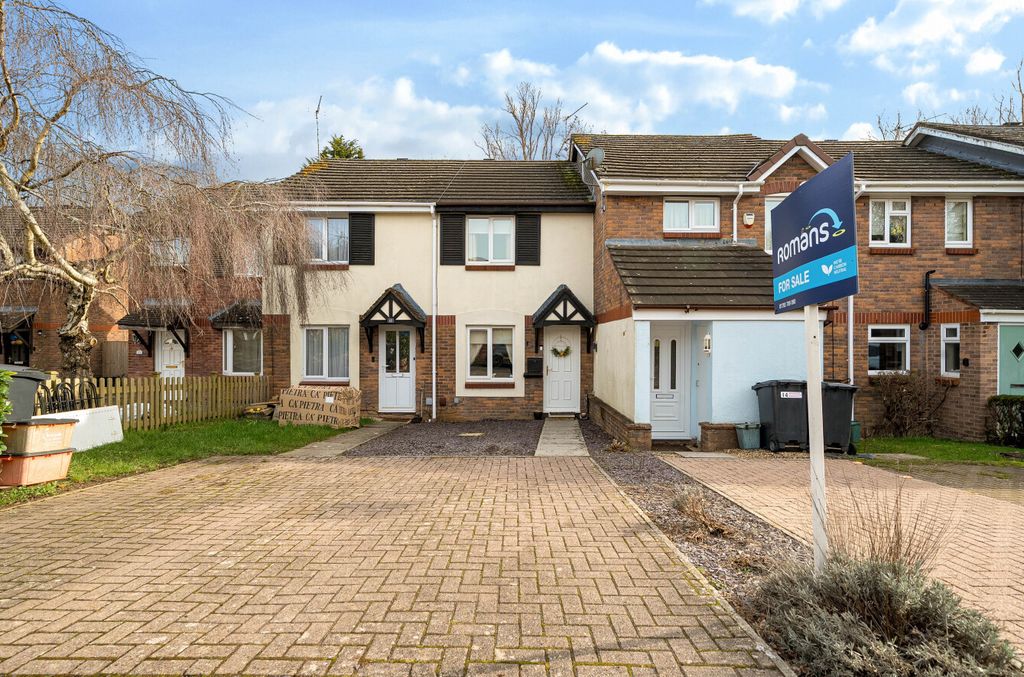 Property photo 1 of 17 1414800-5-69944Cf...