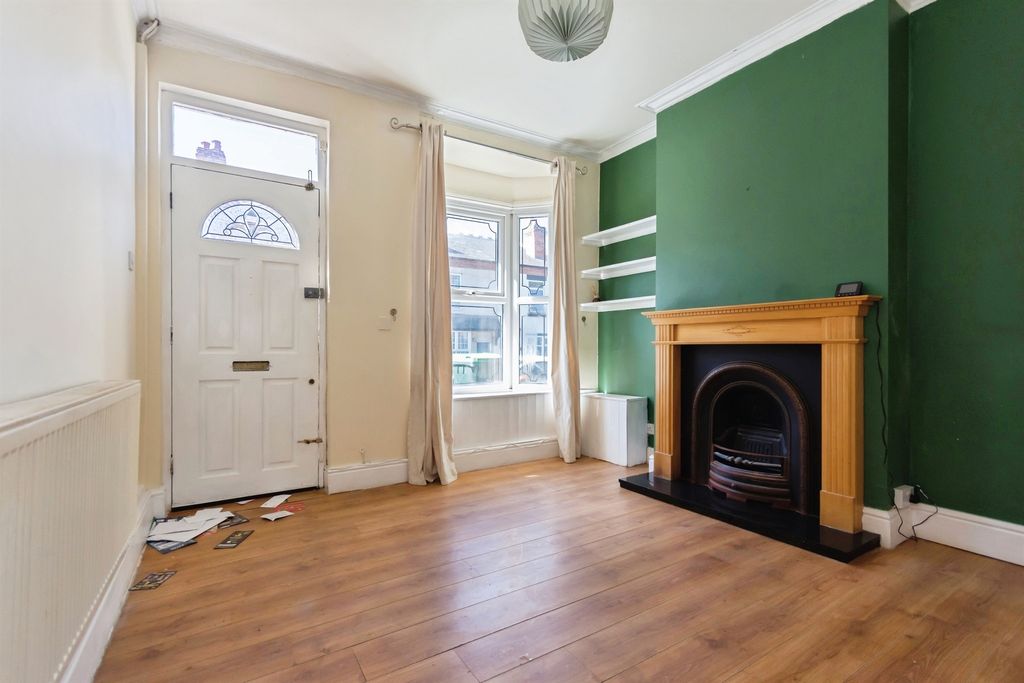 Property photo 2 of 21