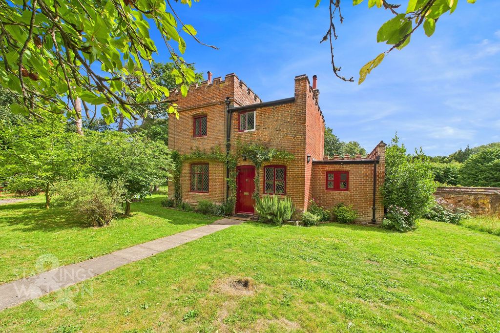 Property photo 1 of 18
