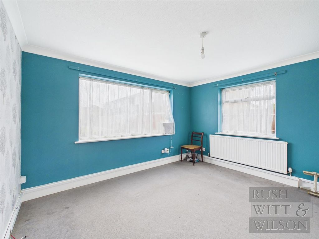 Property photo 3 of 23