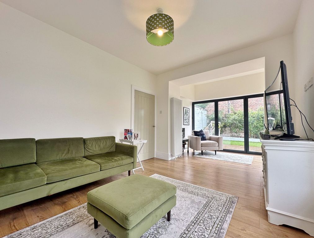 Property photo 3 of 32 Photo 5