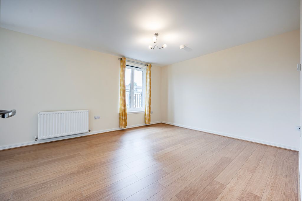 Property photo 3 of 29