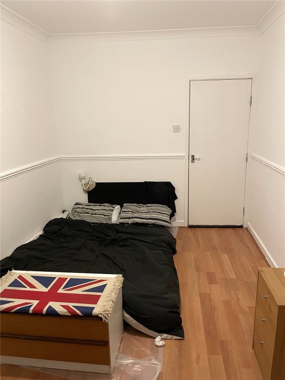 Property photo 3 of 5 Picture No. 02