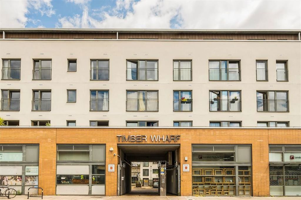 Property photo 1 of 8