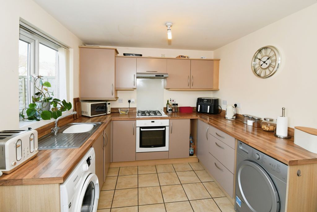 Property photo 3 of 32 Photography