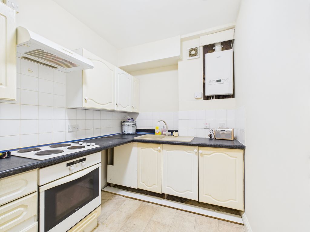 Property photo 2 of 6