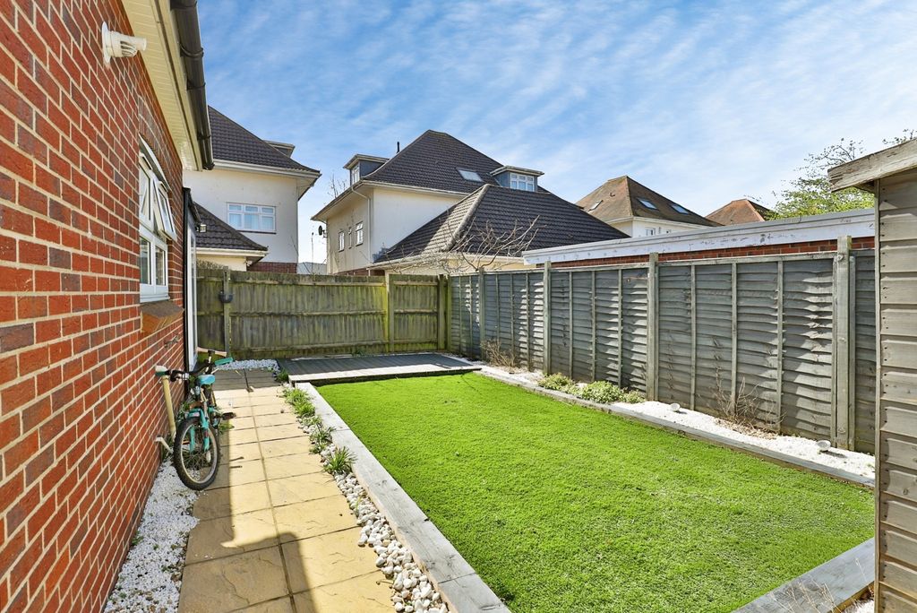 Property photo 2 of 19 Pbox-Img.Jpg