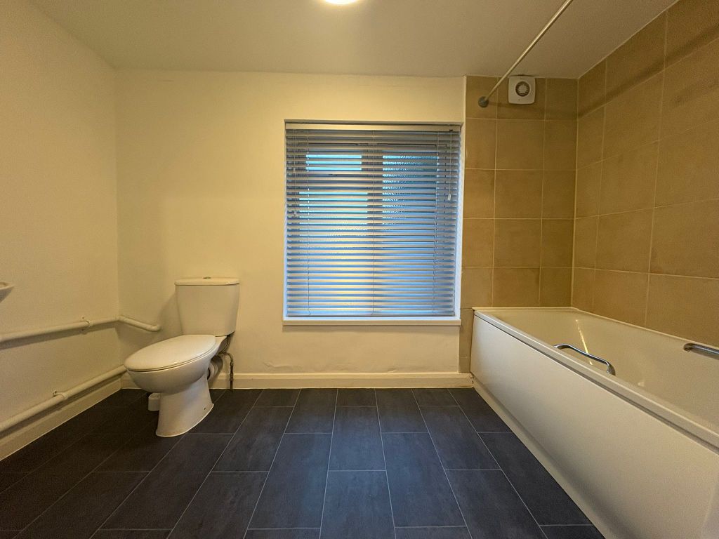 Property photo 2 of 15 Photo-2025-12-16-10-40-40