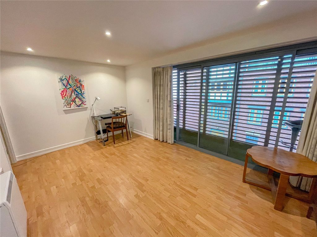 Additional image 7 of 3 bed flat for saleAlexander Court, Dee Lane, Chester, Cheshire CH3