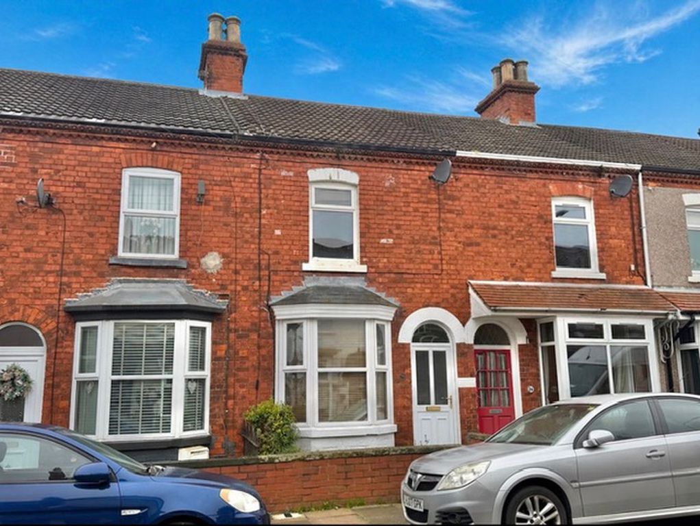 Property photo 1 of 11 Front