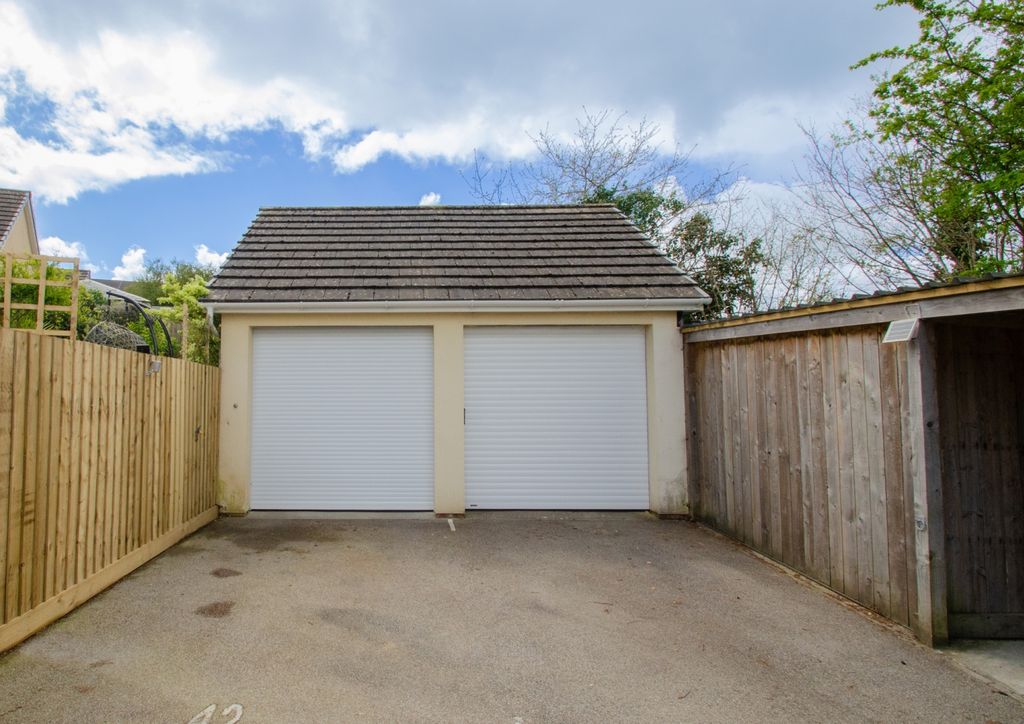 Property photo 3 of 15 42 Gilbert Road