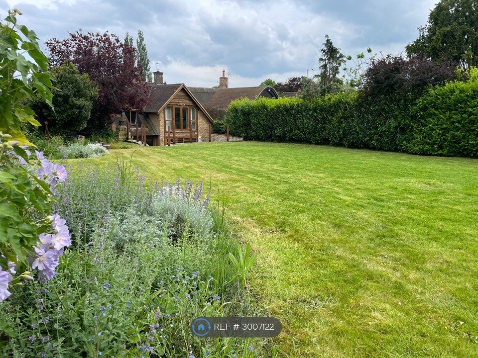 Property photo 2 of 18 Rear Garden1