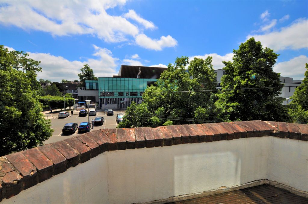 Property photo 1 of 6 Photo 01