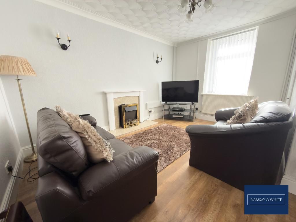 Property photo 2 of 8 Photo 2